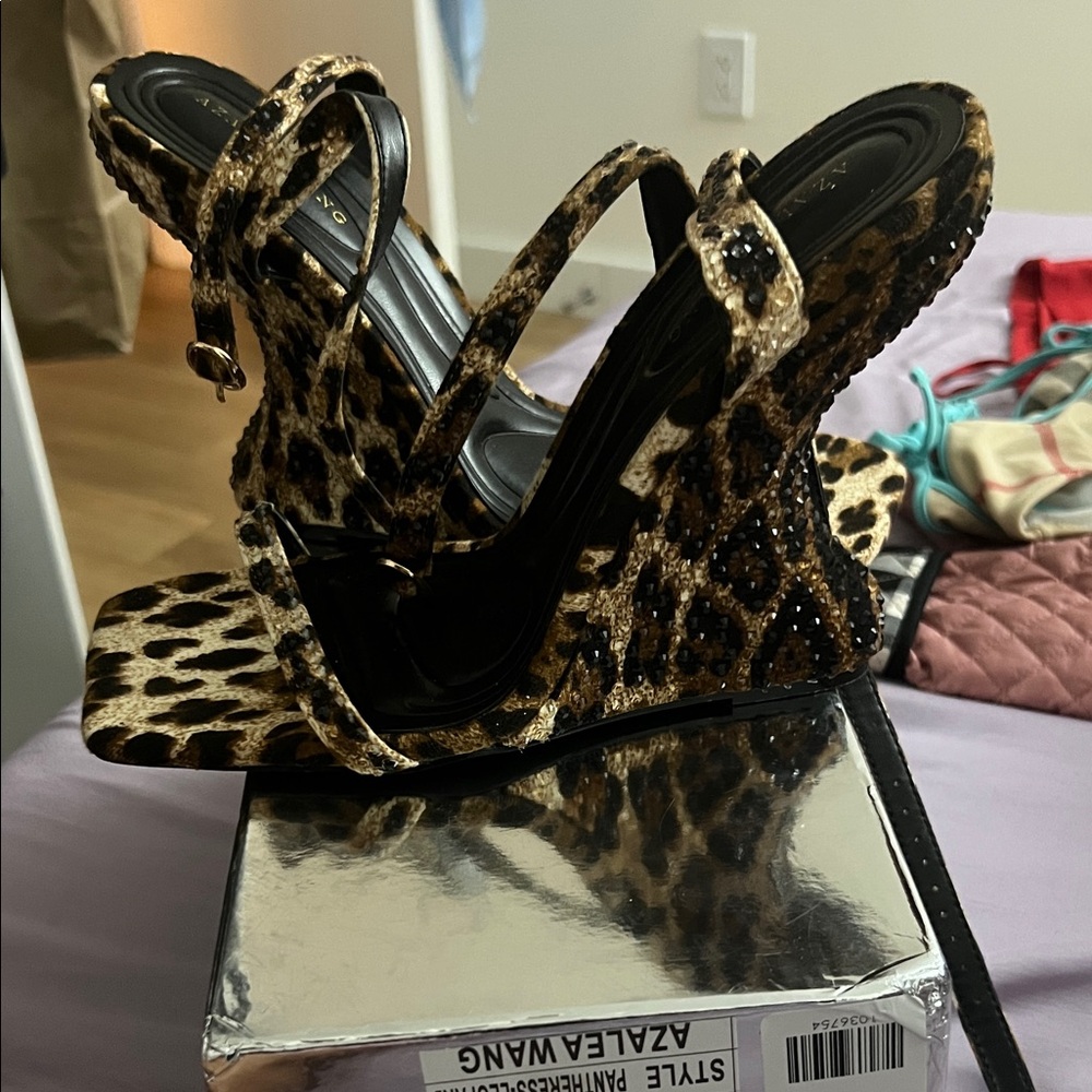 Azalea wang panthress  Leopard Print Wedge Sandals